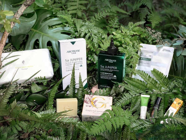 AROMASE 携手6家绿色保养品牌推出「限量绿色永续保养盒」共同为环境永续发声，对世界更好！