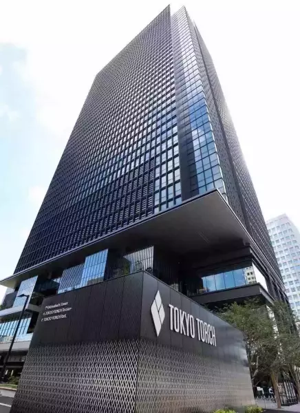2021年7月19日，日本东京，日本最大的开发商三菱地产公司38层“东京火炬常盘桥大厦”办公楼竣工。三菱地产计划于2027年在建筑群里再建一座大楼，成为日本最高的建筑。