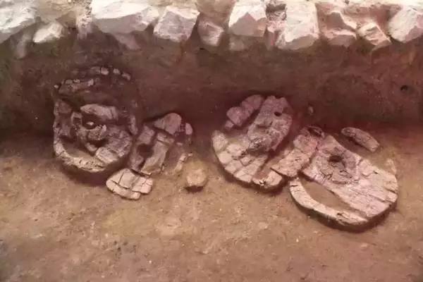 三千年前的冰鞋现身，新疆发现国内最早骨质冰鞋