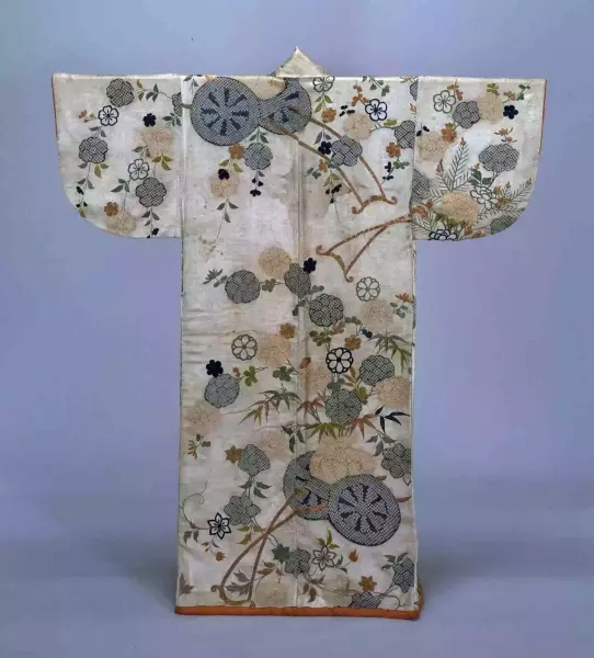 在东京国立博物馆赏樱，于浮世绘中踏春