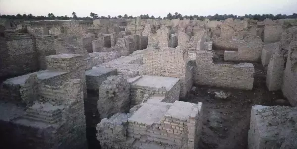 古代美索不达米亚城市的衰落